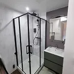Studio Vieux Parking Prive Apartamento *